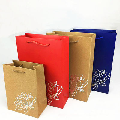 Eco Friendly Kraft giấy mua sắm túi Logo in cho cửa hàng / siêu thị