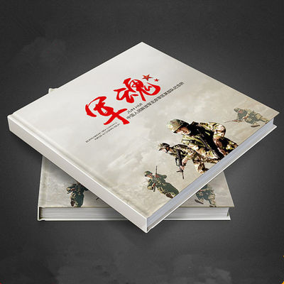 Chế độ in chuyên nghiệp sách nhỏ màu đầy đủ sách vở bìa cứng với SPOT UV