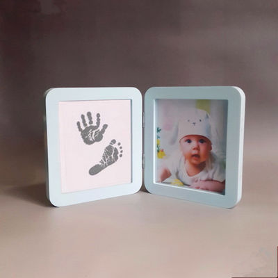 Thiết bị gỗ khung ảnh tùy chỉnh 12 tháng Em bé dấu tay và dấu chân